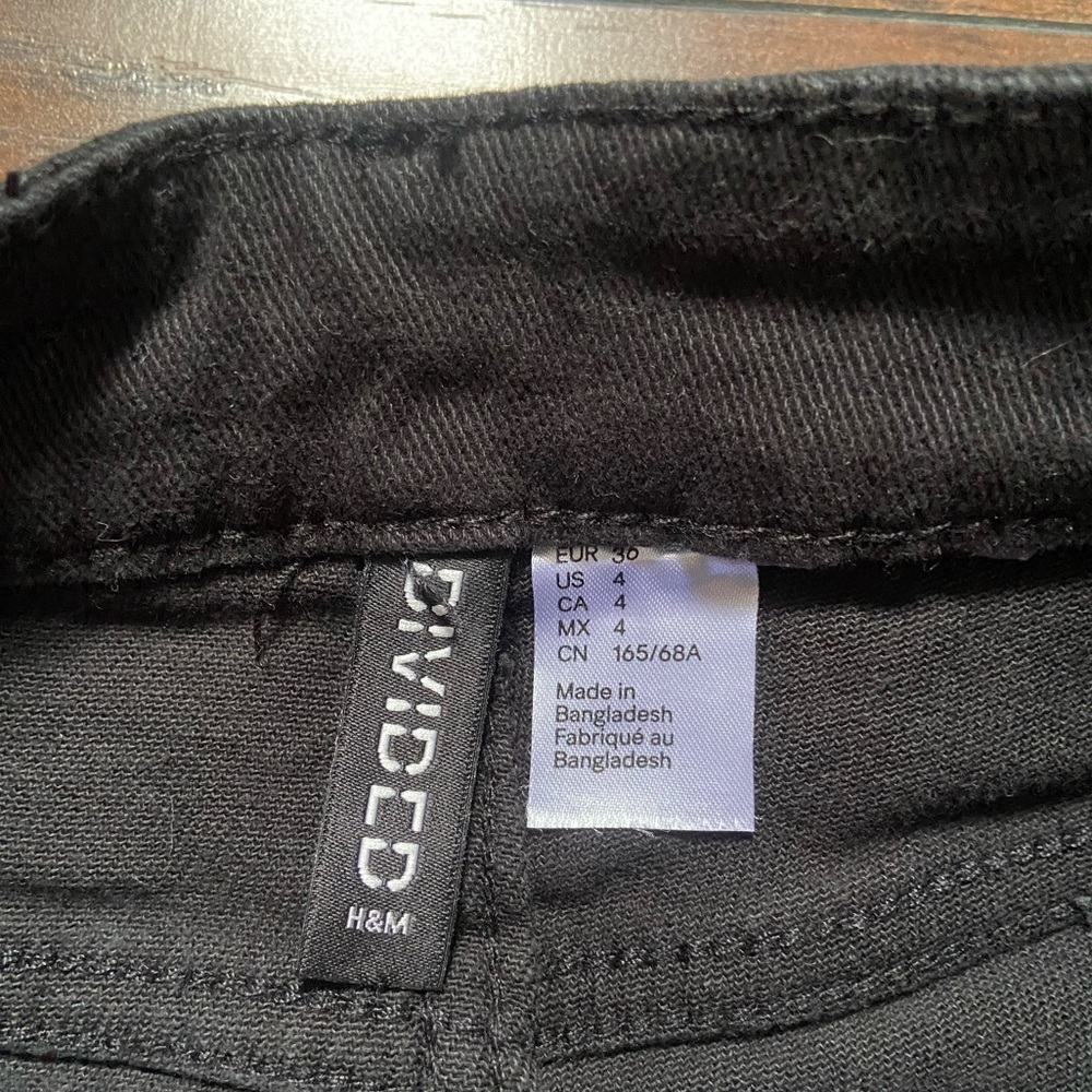 black cheeky shorts!